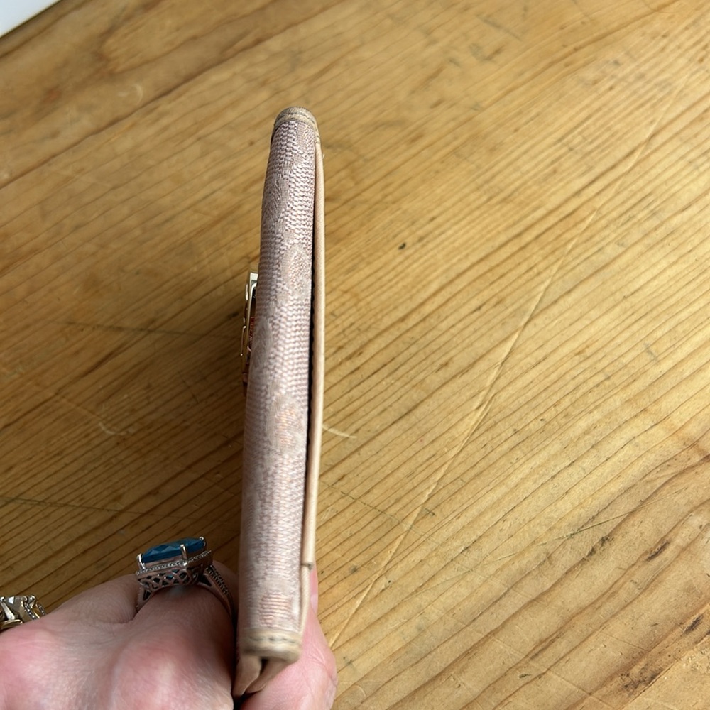 Gucci ID Holder - Picture 3 of 8